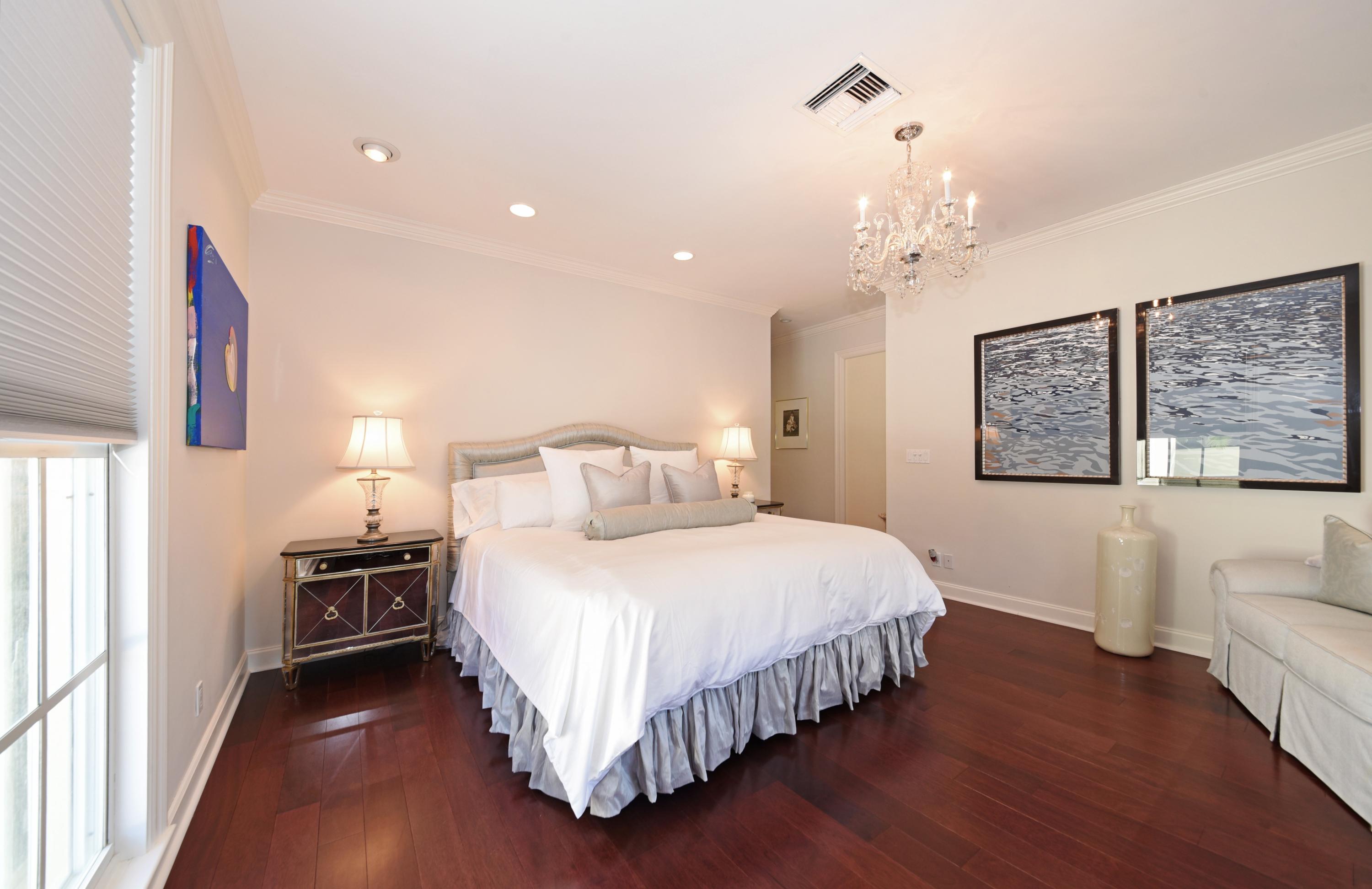 EAST SHORE - Residential