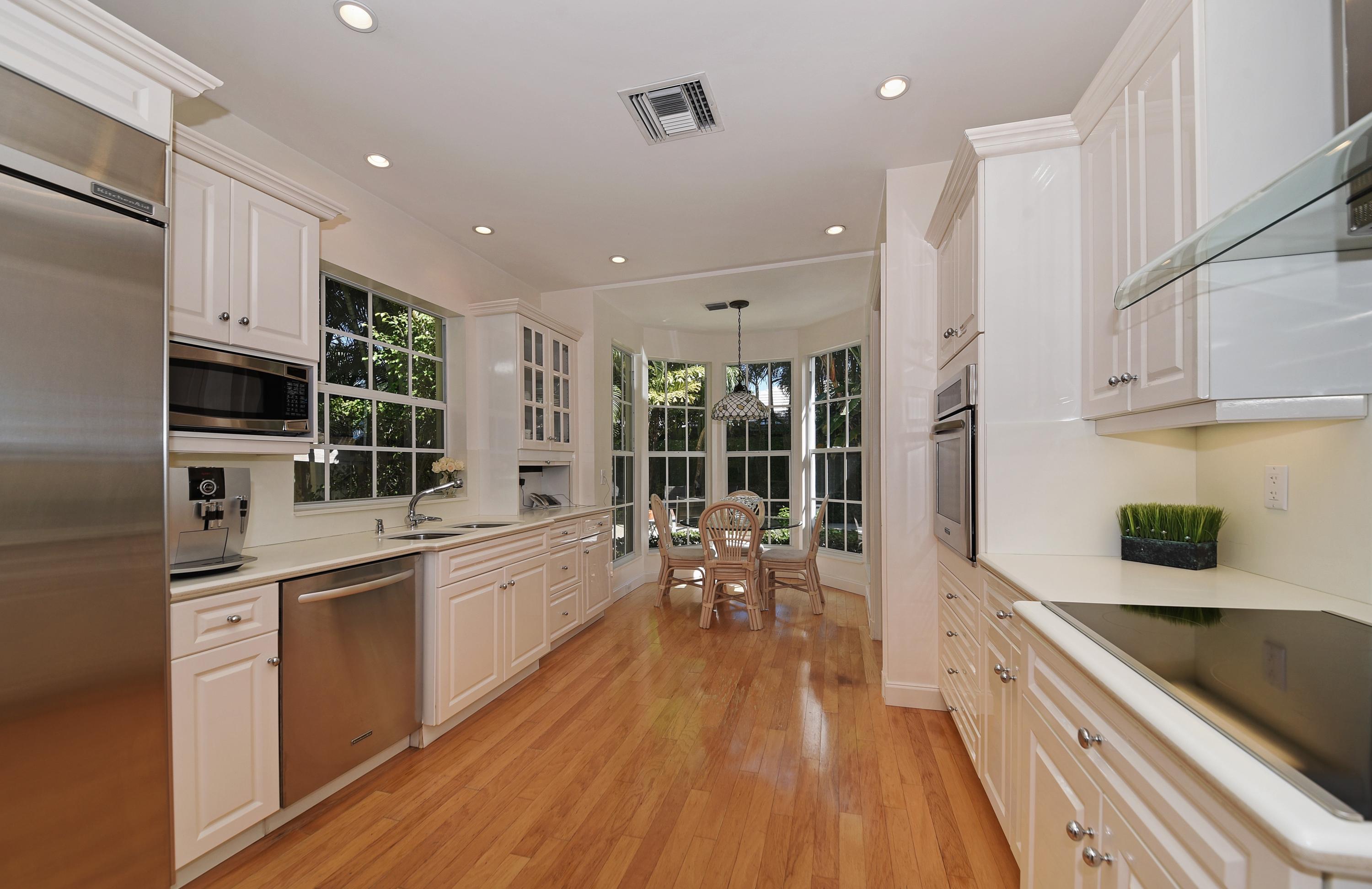 EAST SHORE - Residential