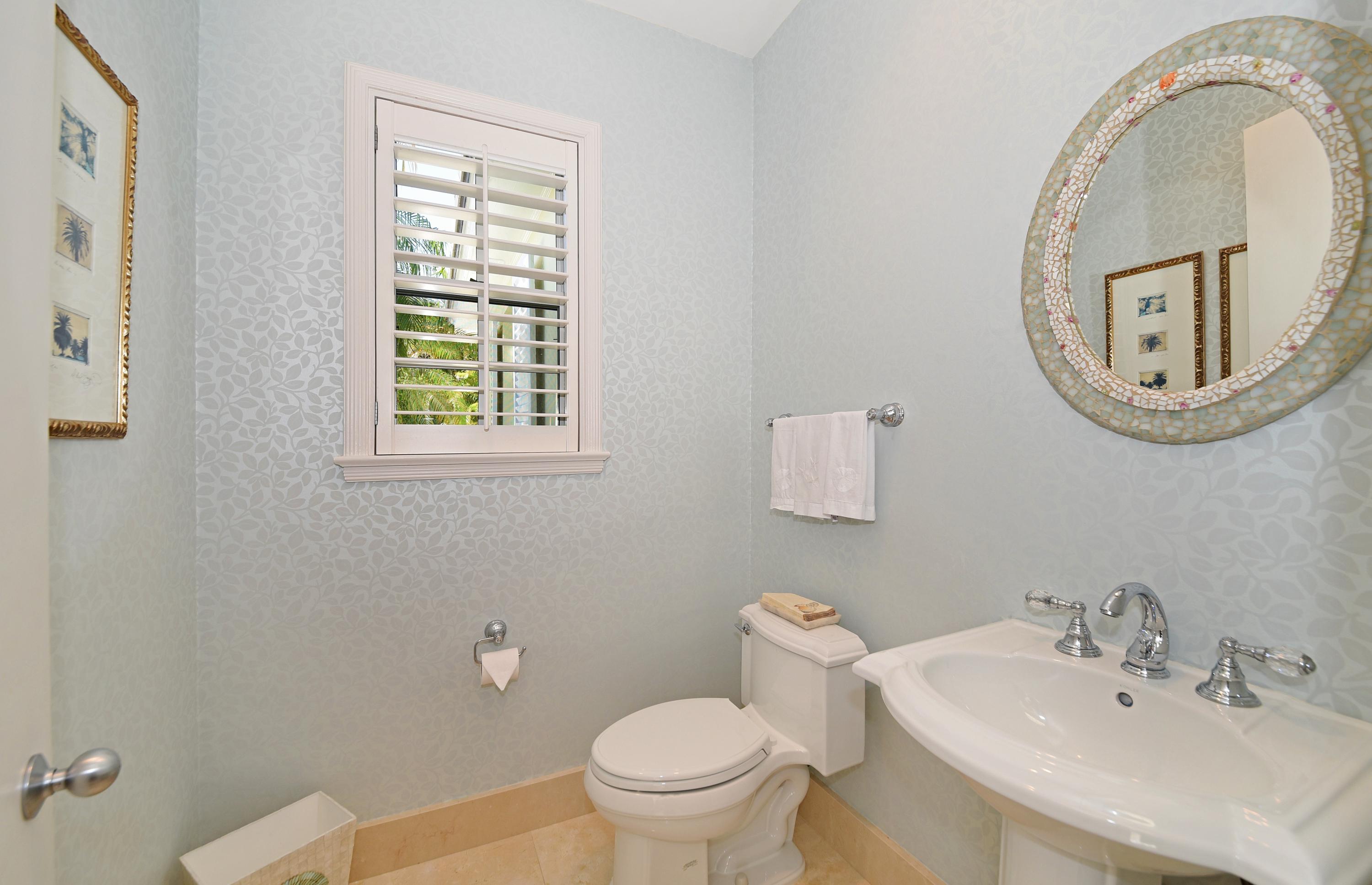 EAST SHORE - Residential