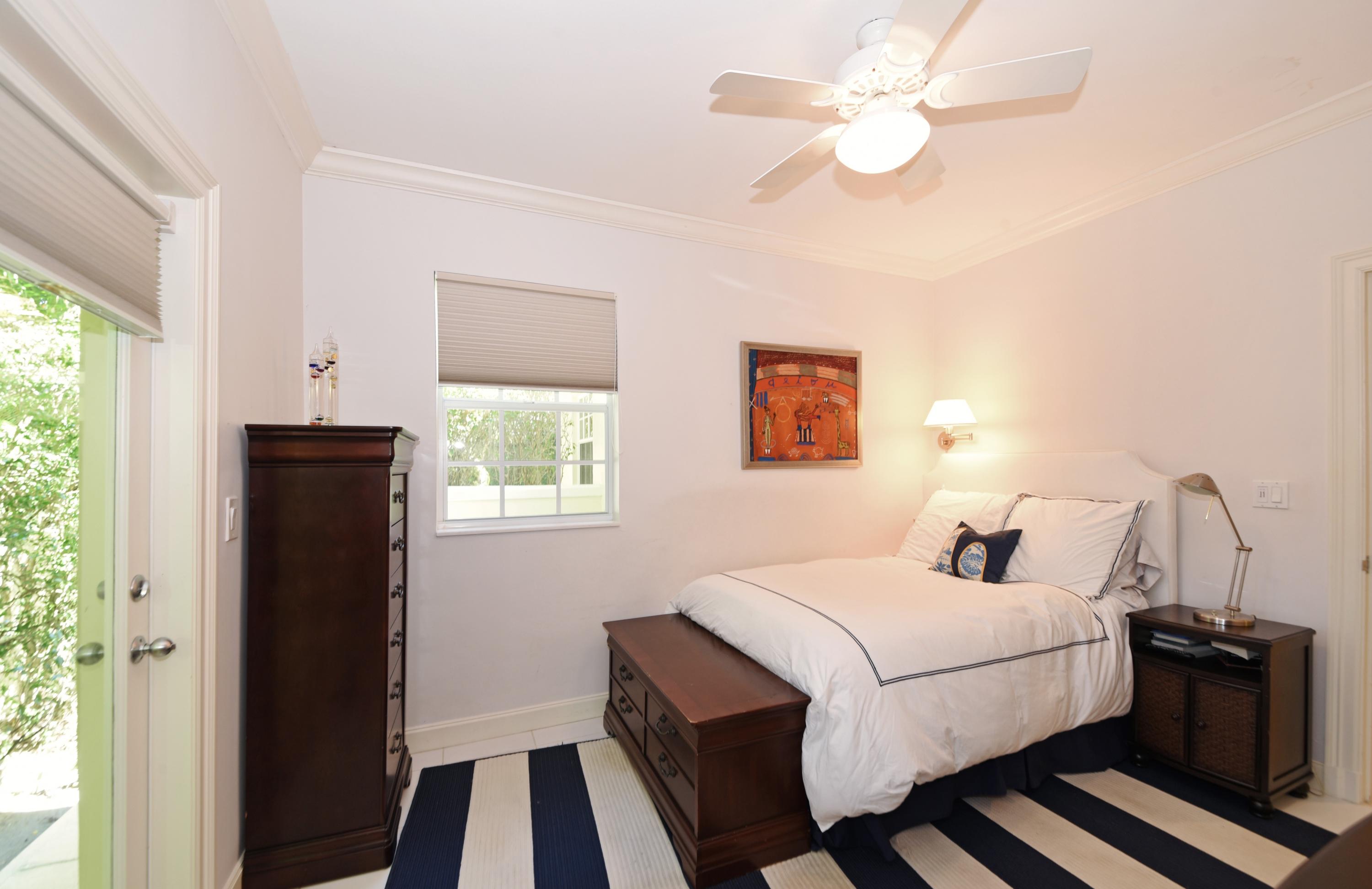 EAST SHORE - Residential