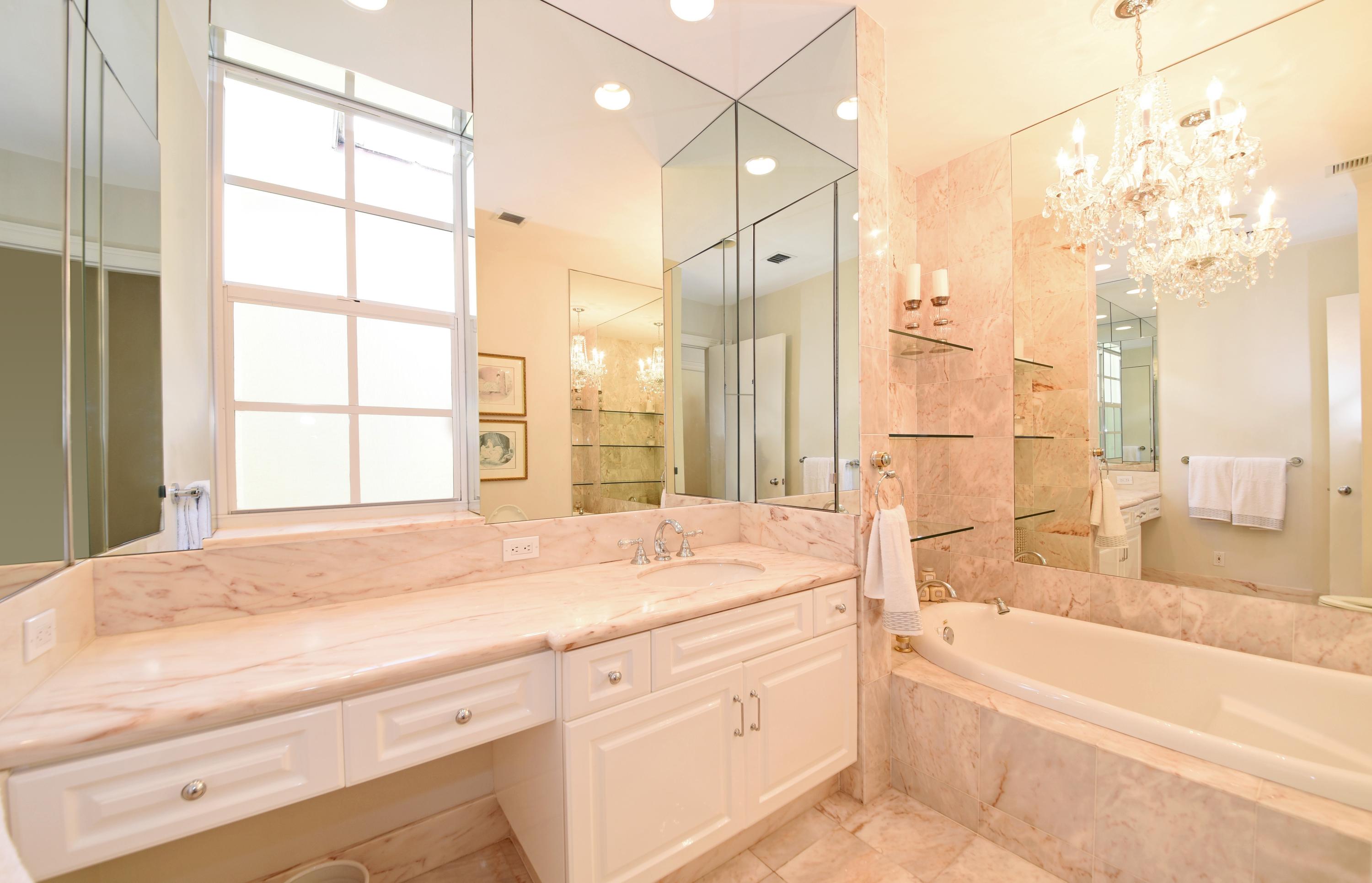 EAST SHORE - Residential