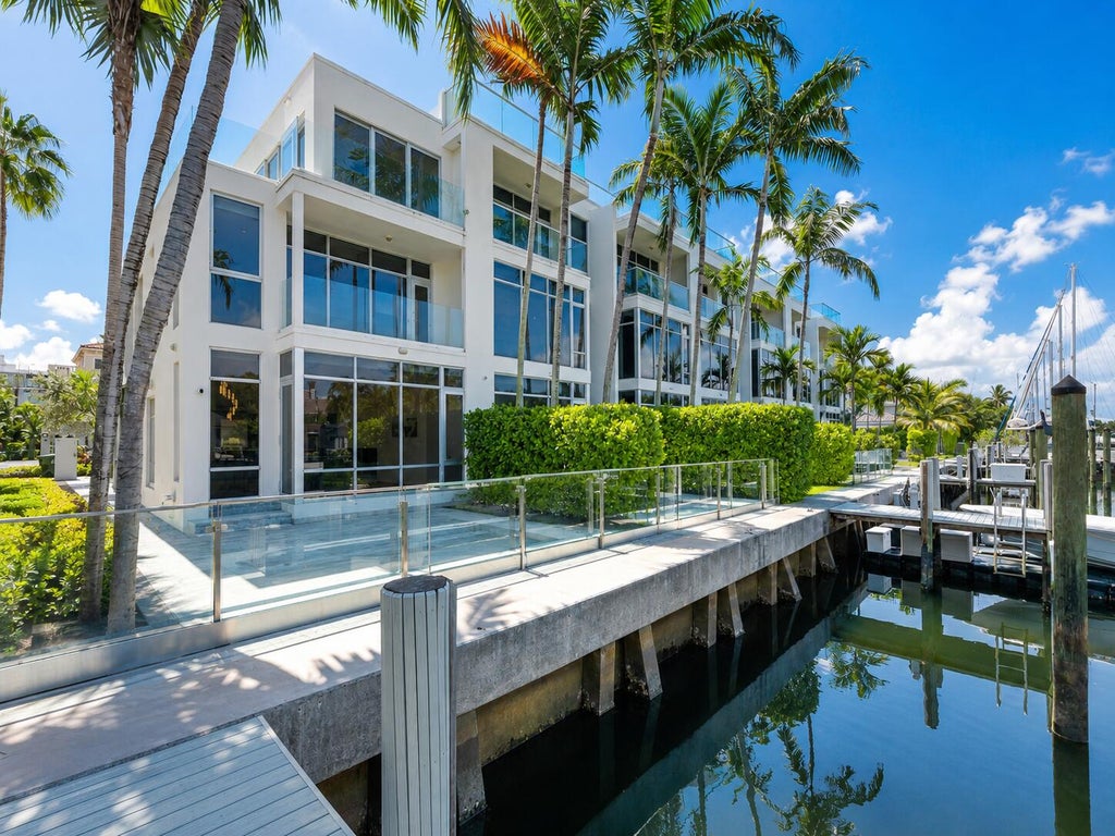 Photo of 215 Hendricks Isle, Fort Lauderdale, FL 33301 (MLS # B26059735)