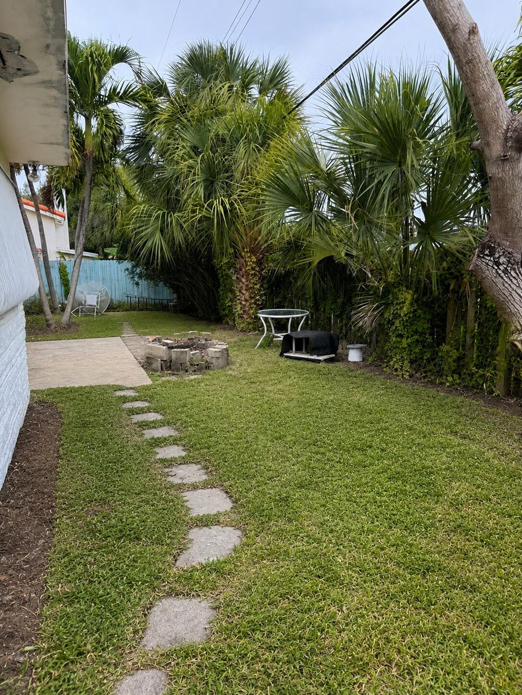 Photo of 38 SE 8th Avenue, Deerfield Beach, FL 33441 (MLS # B26029660)