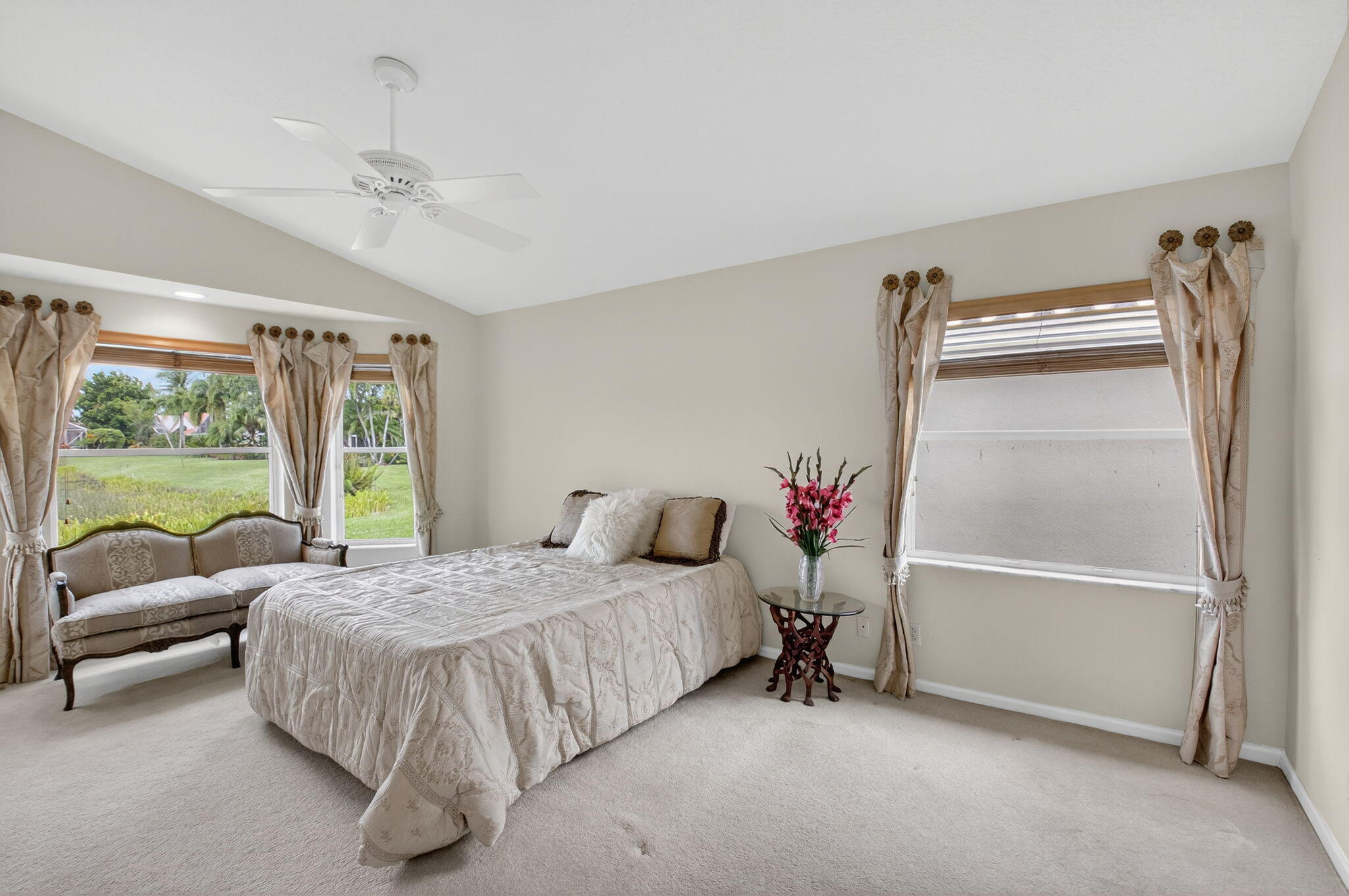 PALM GREENS AT VILLA DEL RAY CONDO II - Residential