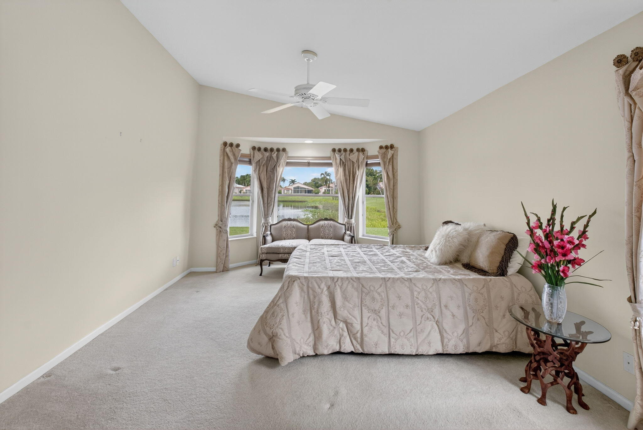 PALM GREENS AT VILLA DEL RAY CONDO II - Residential