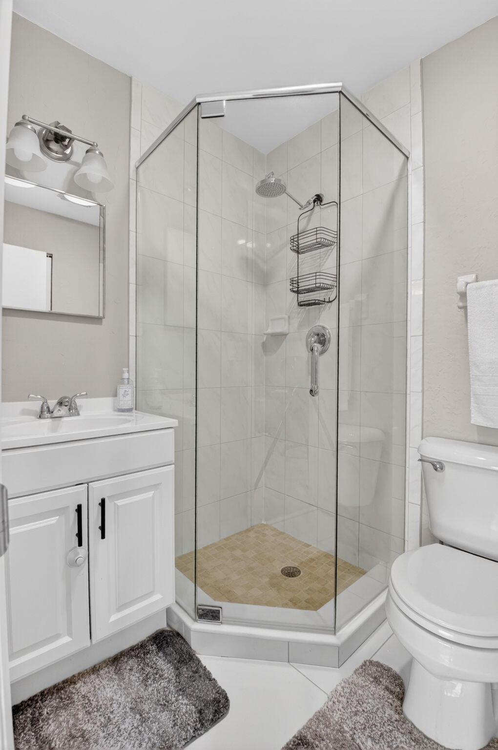 PALM GREENS AT VILLA DEL RAY CONDO II - Residential