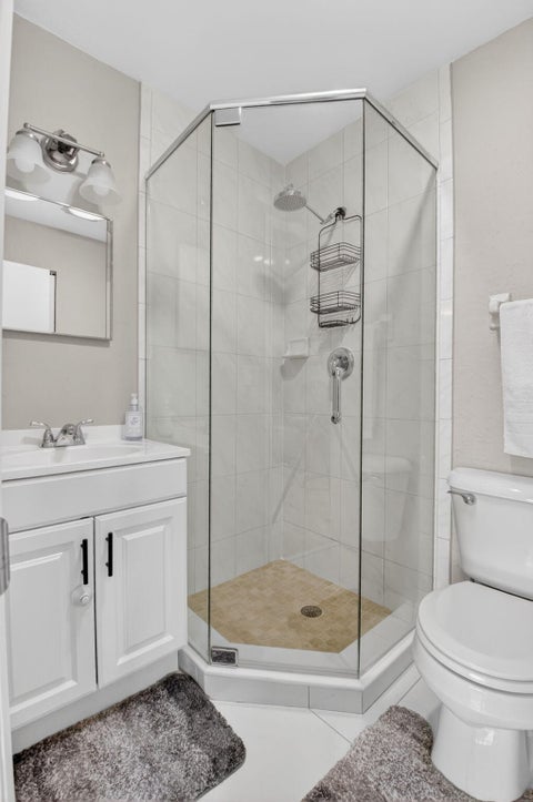 Tiny photo for 13765 Flora Place #H, Delray Beach, FL 33484 (MLS # B26017412)