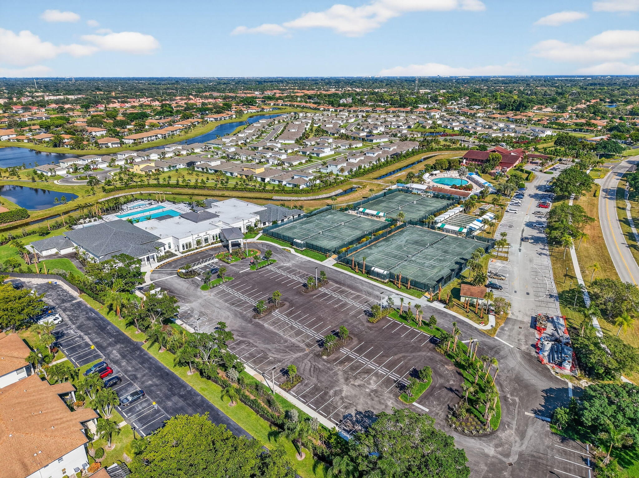 PALM GREENS AT VILLA DEL RAY CONDO II - Residential