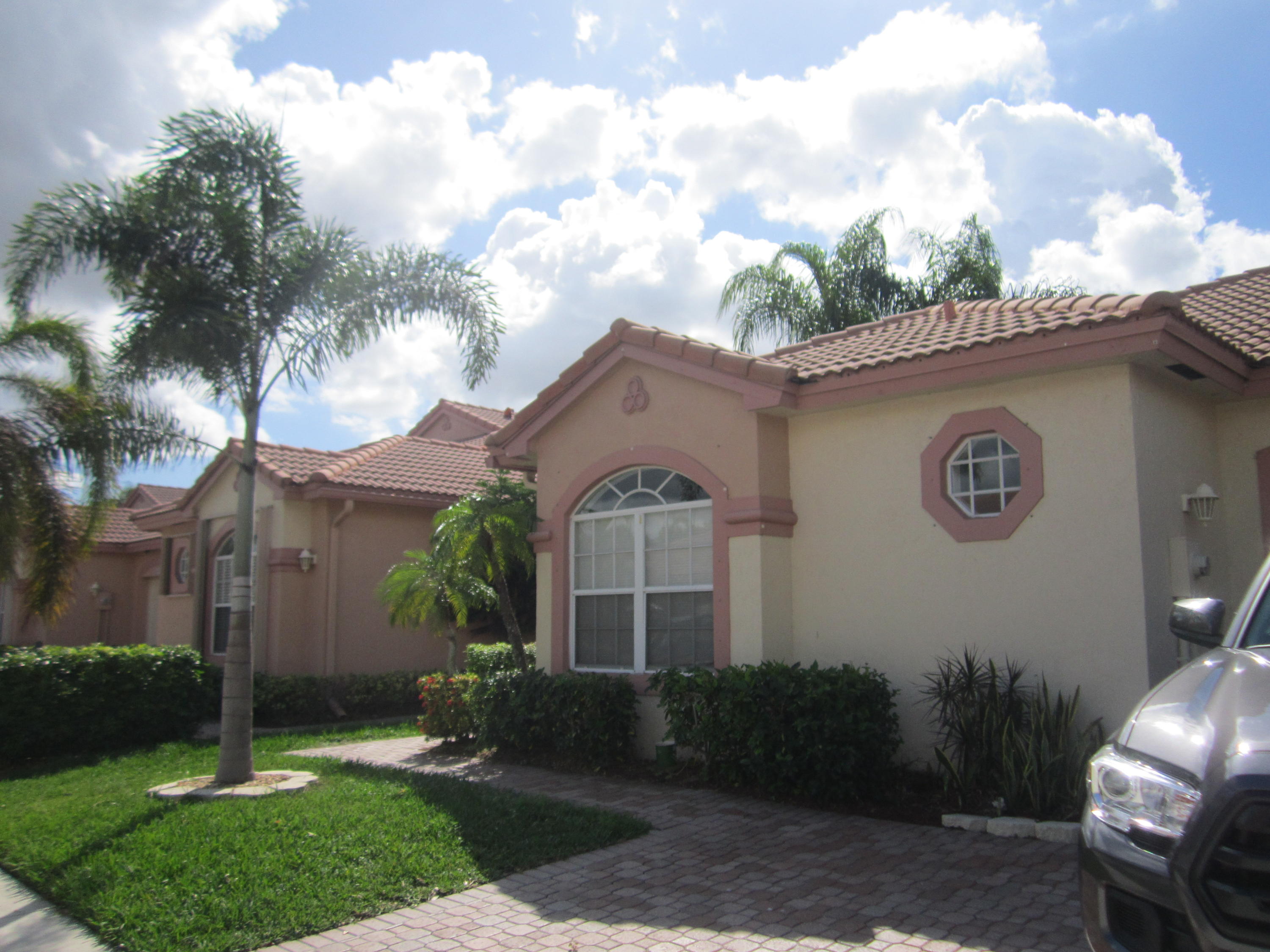 MIZNER POINTE OF BOCA VIA ANCHO - Residential