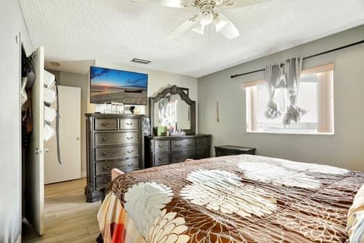 Oriole-Margate Sec 4 78-2 - Residential