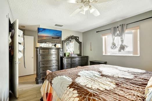 Oriole-Margate Sec 4 78-2 - Residential