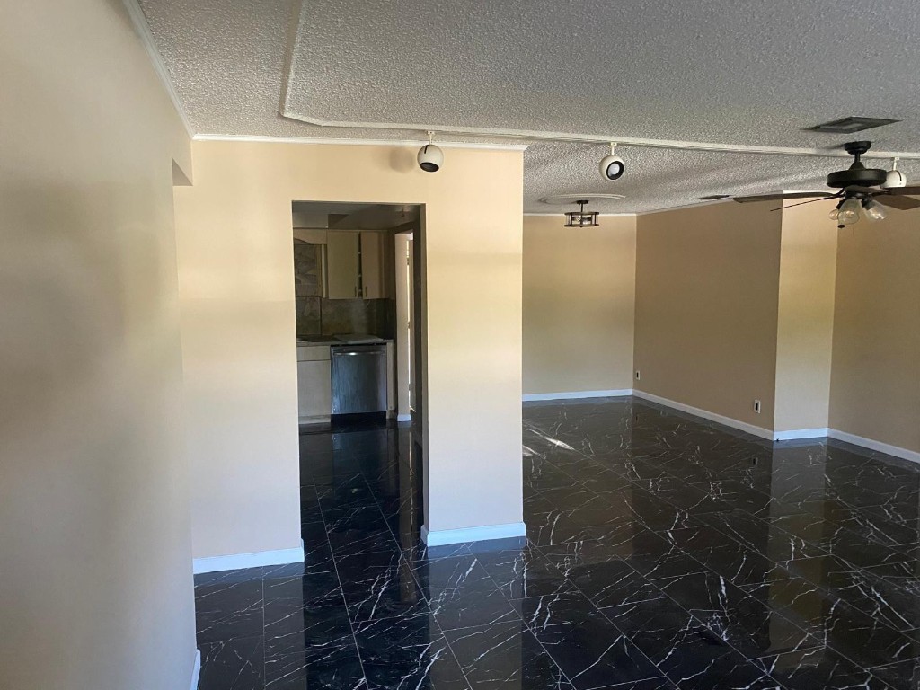 Oriole-Margate Sec 4 78-2 - Residential