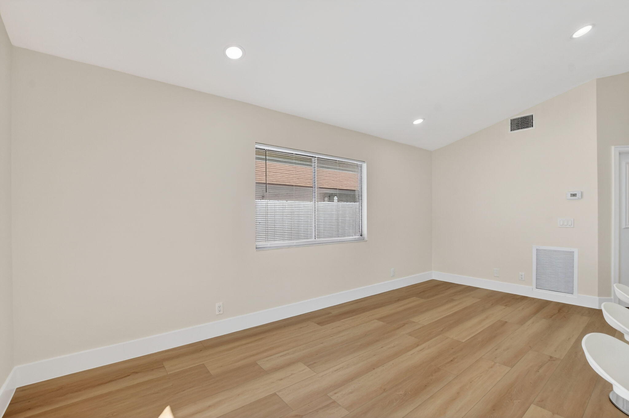 BAY WINDS 3 - Residential Lease