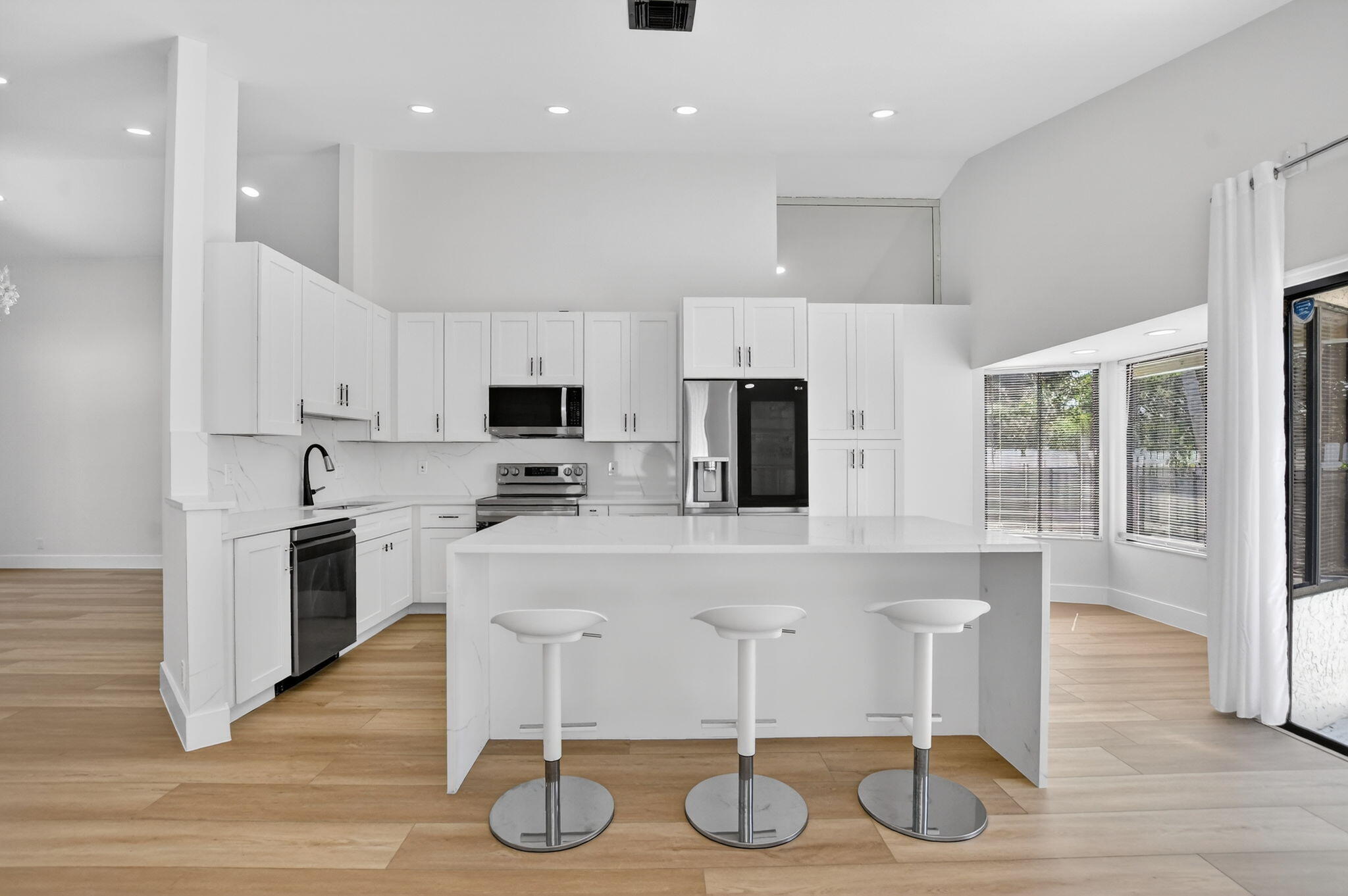 BAY WINDS 3 - Residential Lease