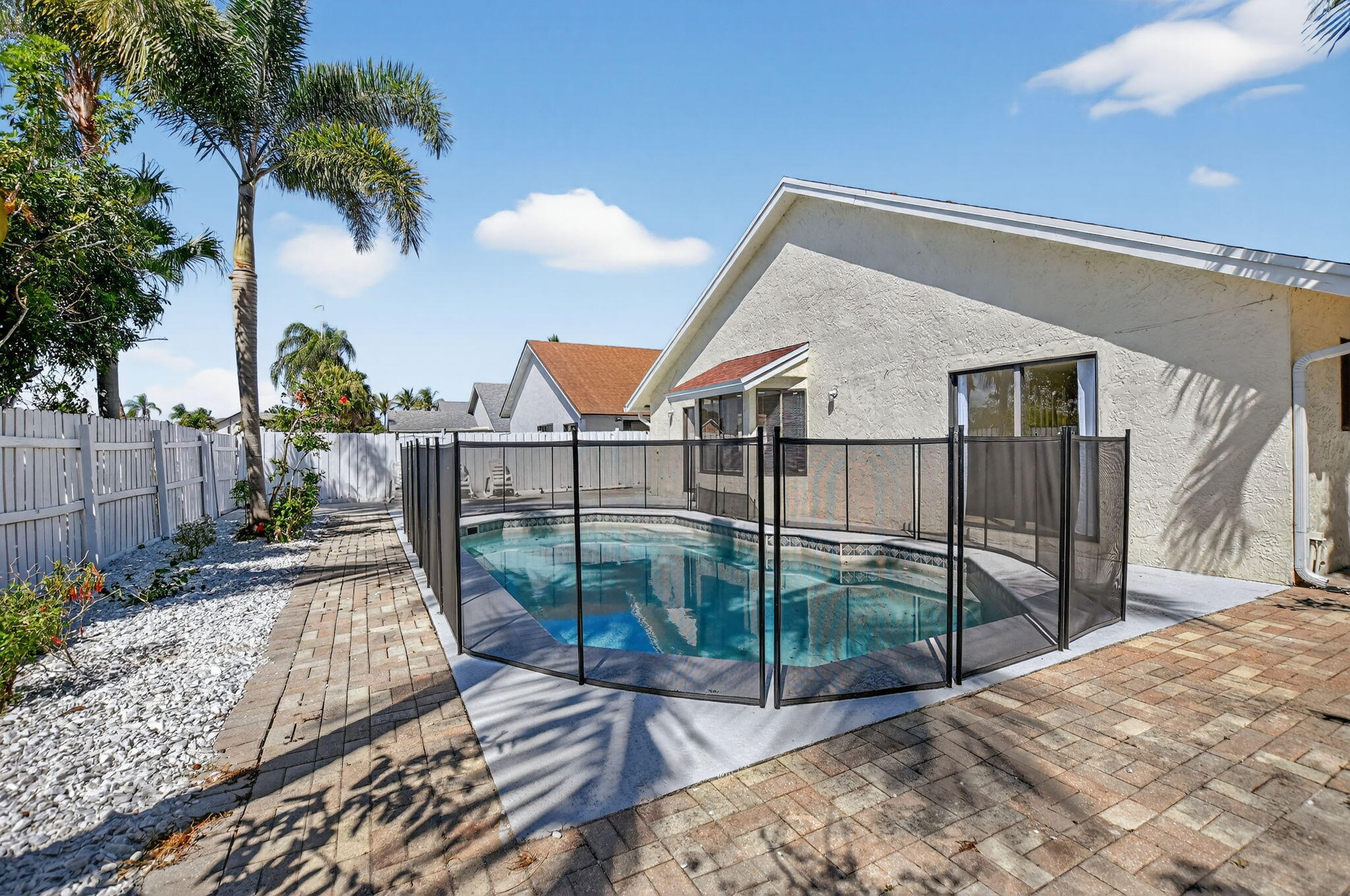 BAY WINDS 3 - Residential Lease