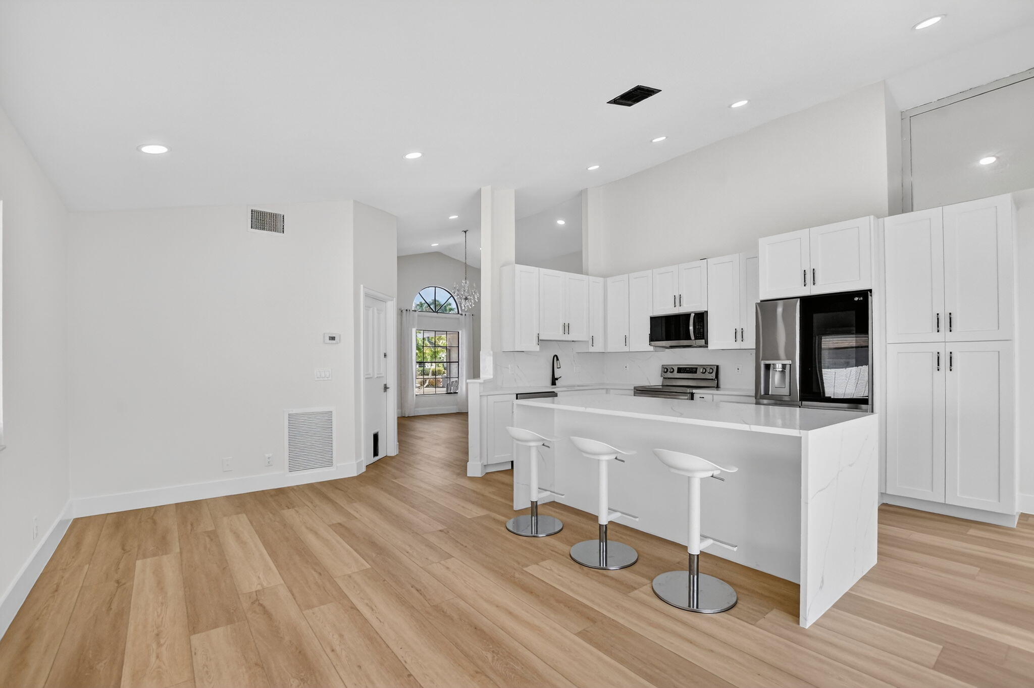 BAY WINDS 3 - Residential Lease