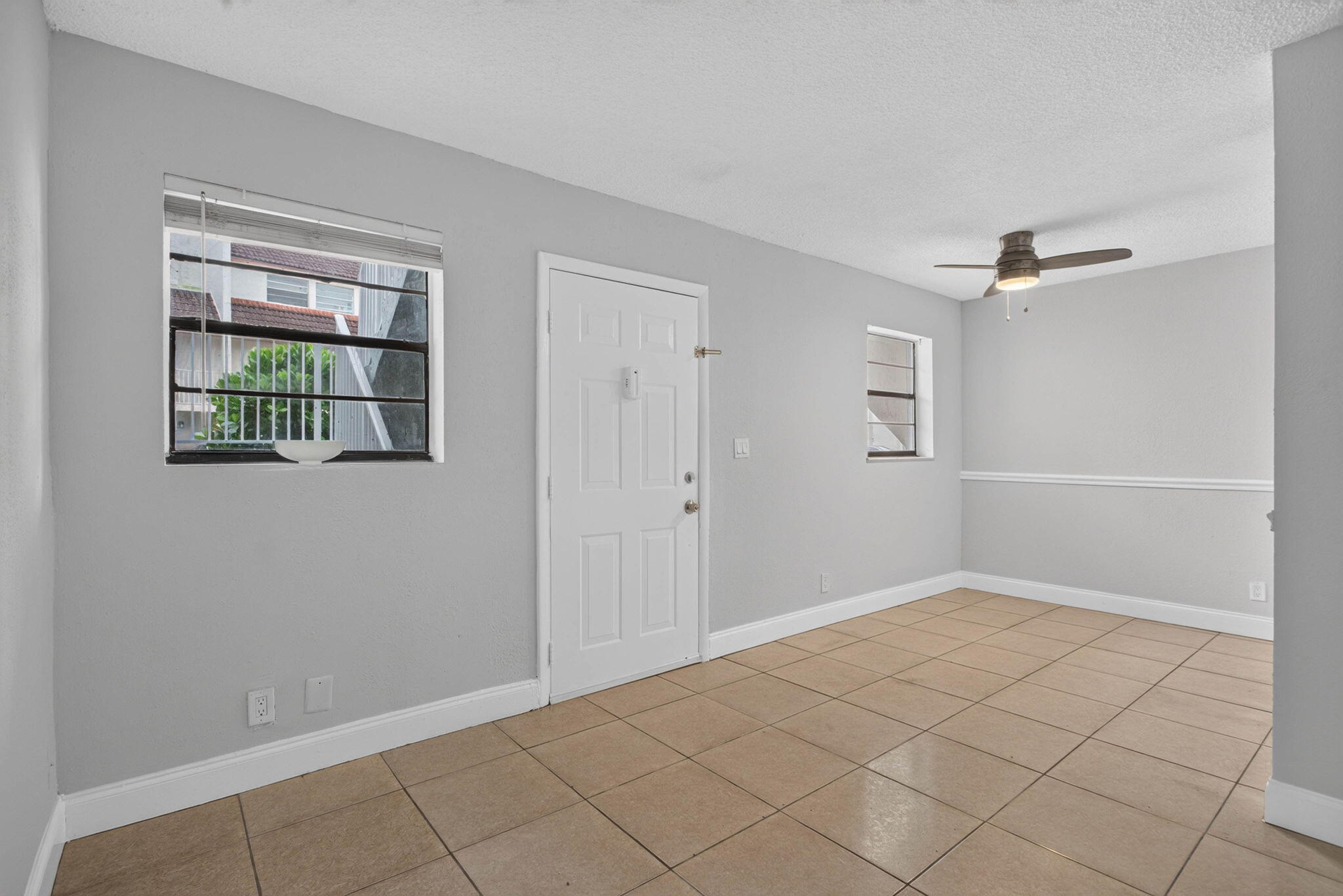3760 NW 115TH Avenue 1-4