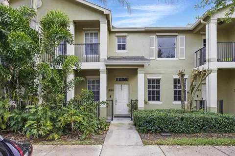 2186 SE Fern Park Drive, Port St Lucie, FL MLS: R11075184