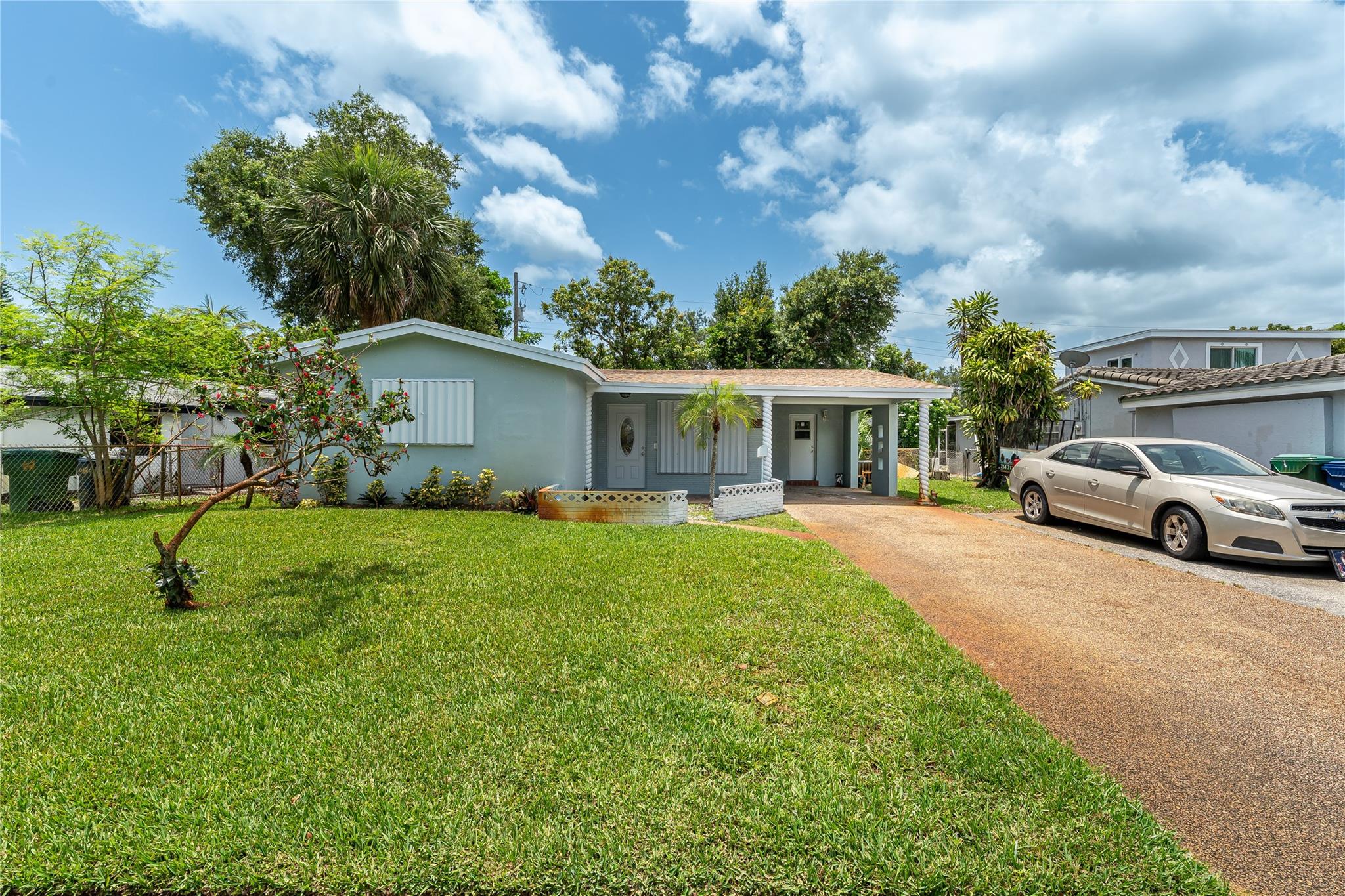 3610 NW 9th Ct