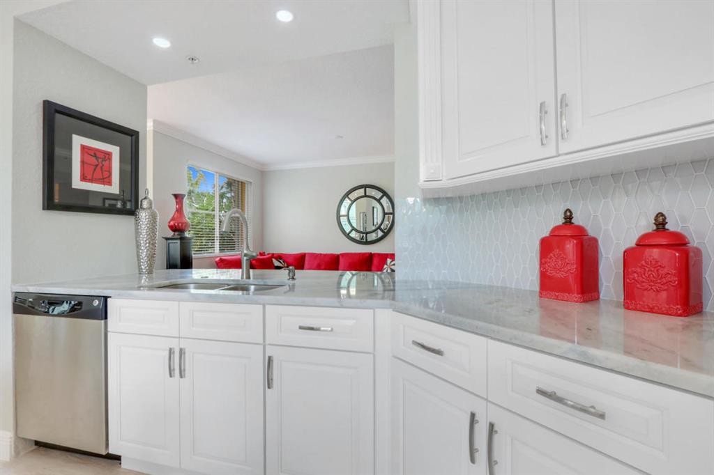 RESIDENCES AT LEGACY PLACE CONDO - Residential