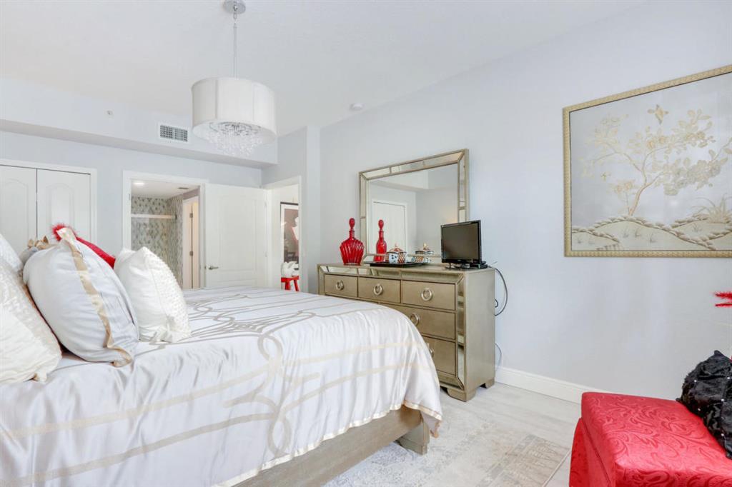 RESIDENCES AT LEGACY PLACE CONDO - Residential