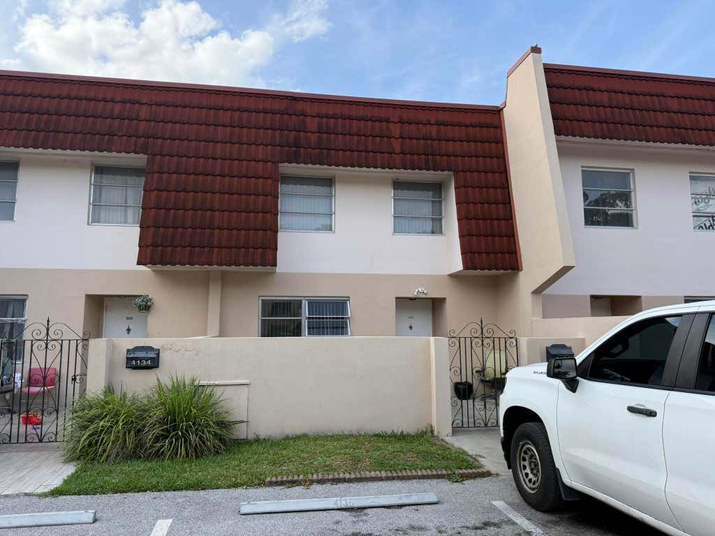 Photo of 4136 Inverrary Drive #15C, Lauderhill, FL 33319 (MLS # B26062770)