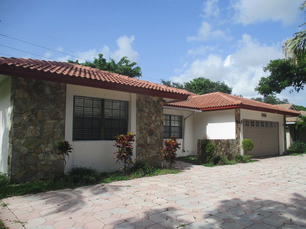 Photo of 9066 NW 47th Court, Coral Springs, FL 33067 (MLS # F10507802)