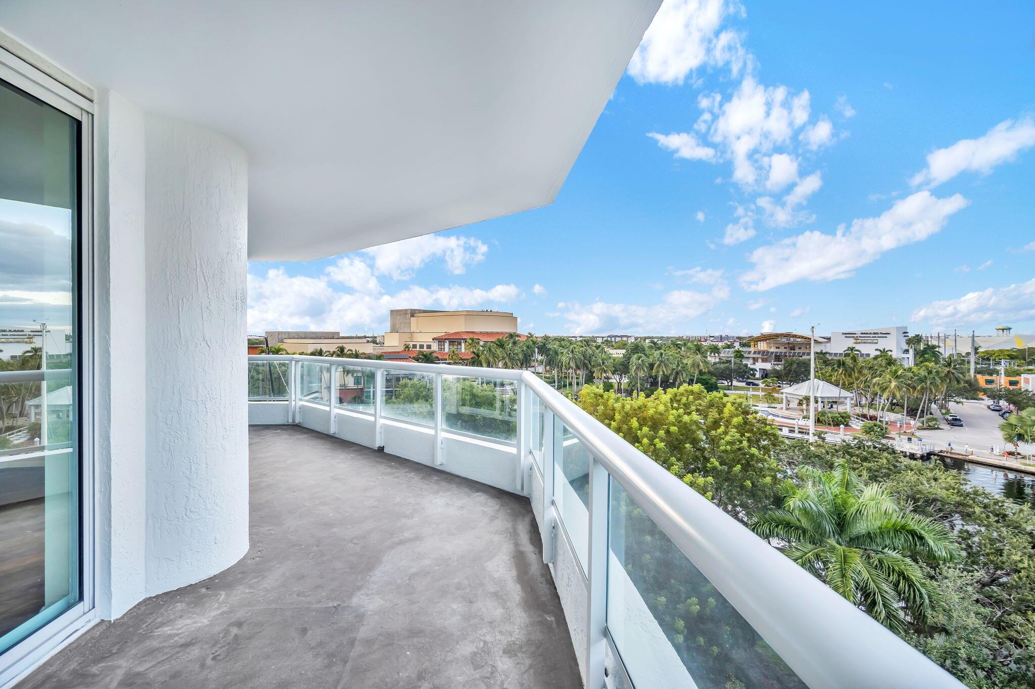 Esplanade On The New Rive - Residential Lease