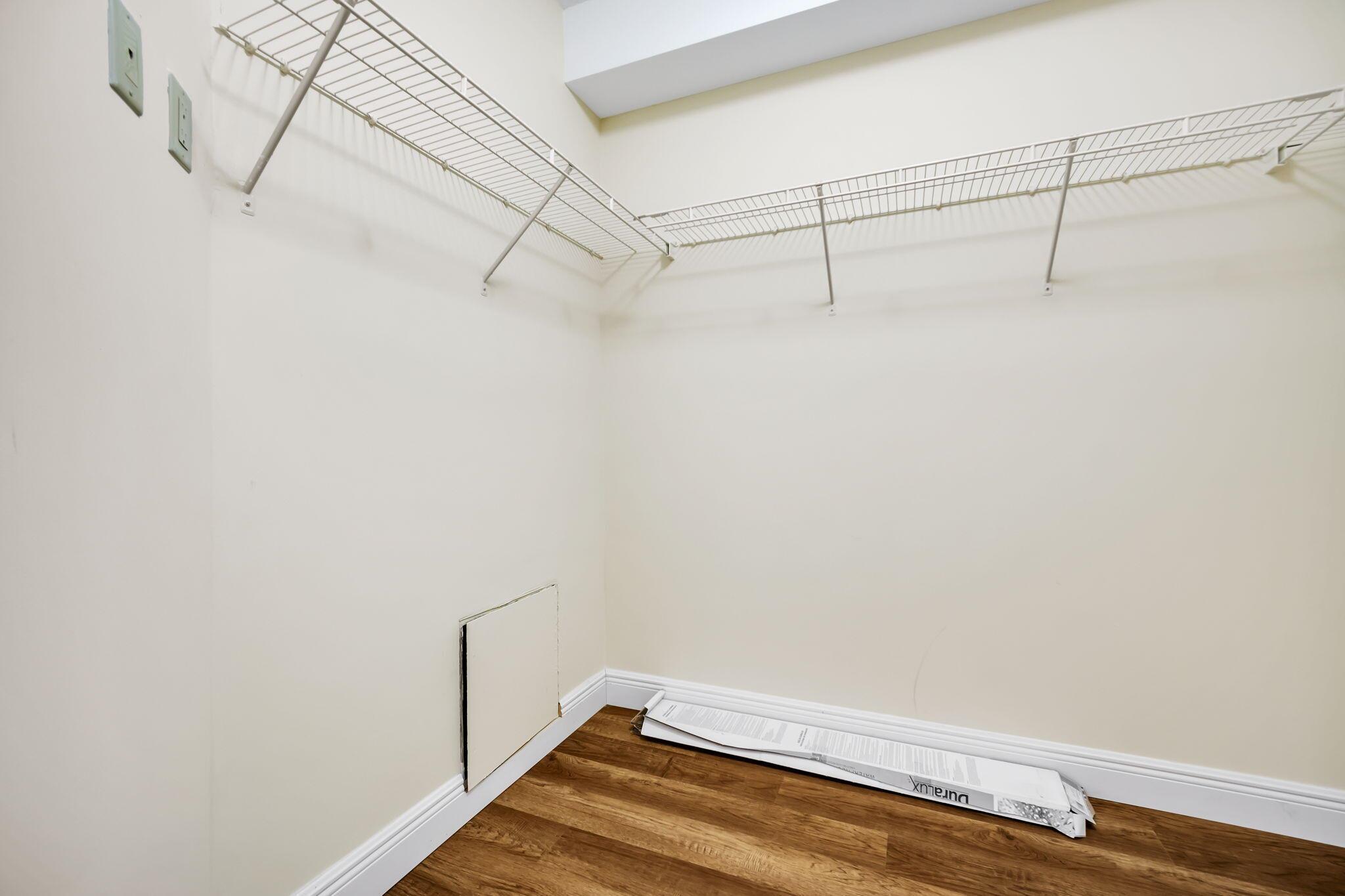 Esplanade On The New Rive - Residential Lease