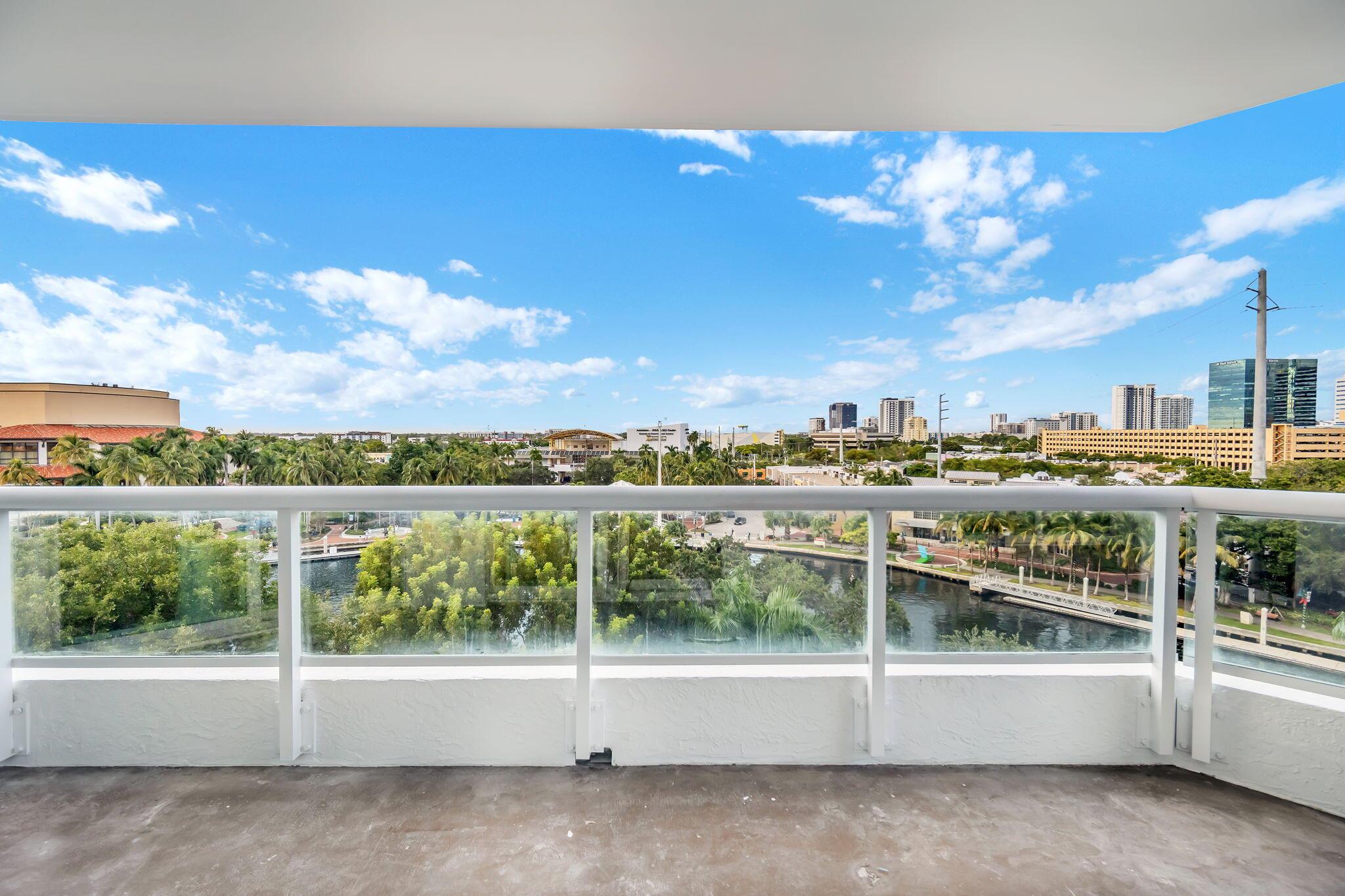 Esplanade On The New Rive - Residential Lease