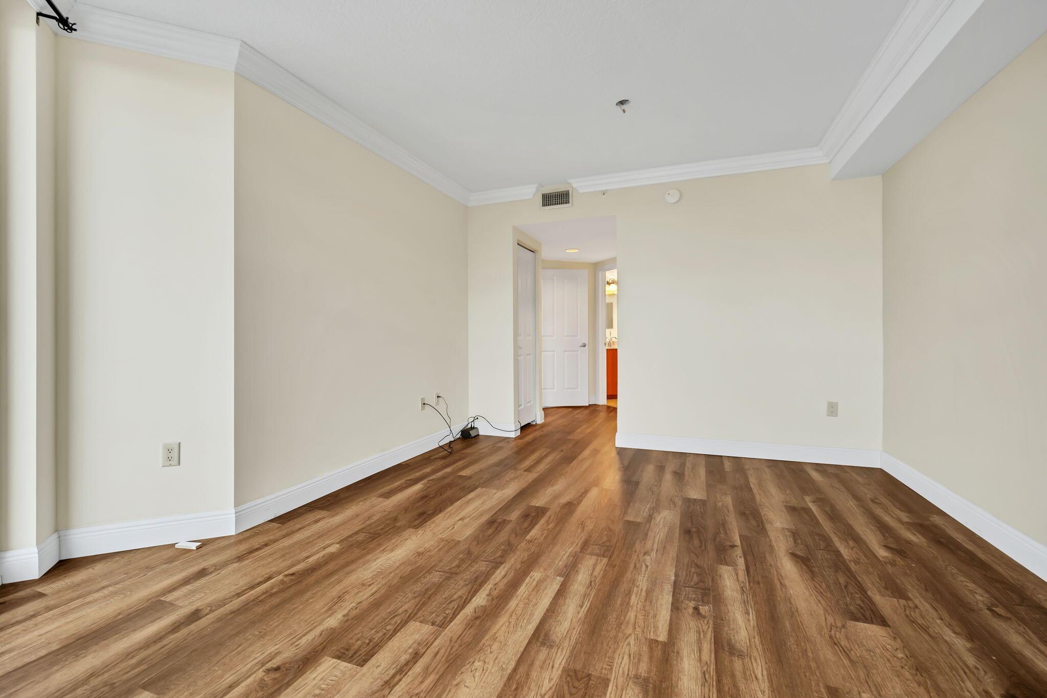 Esplanade On The New Rive - Residential Lease