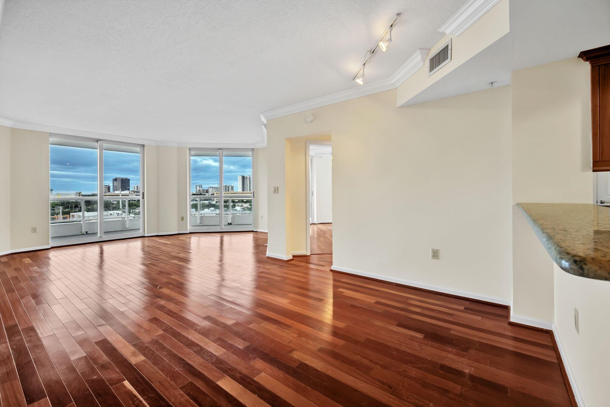 Esplanade On The New Rive - Residential Lease