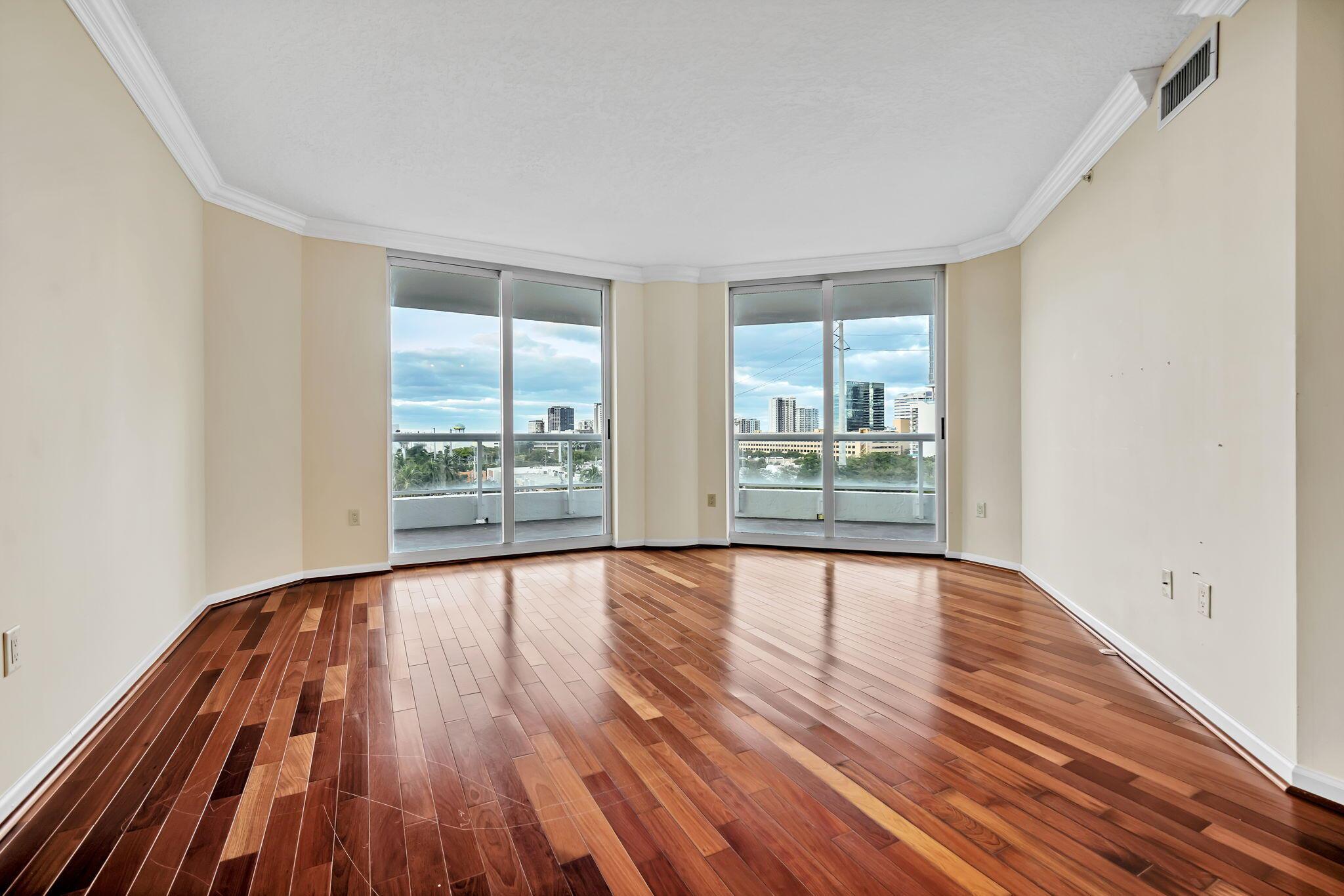 Esplanade On The New Rive - Residential Lease