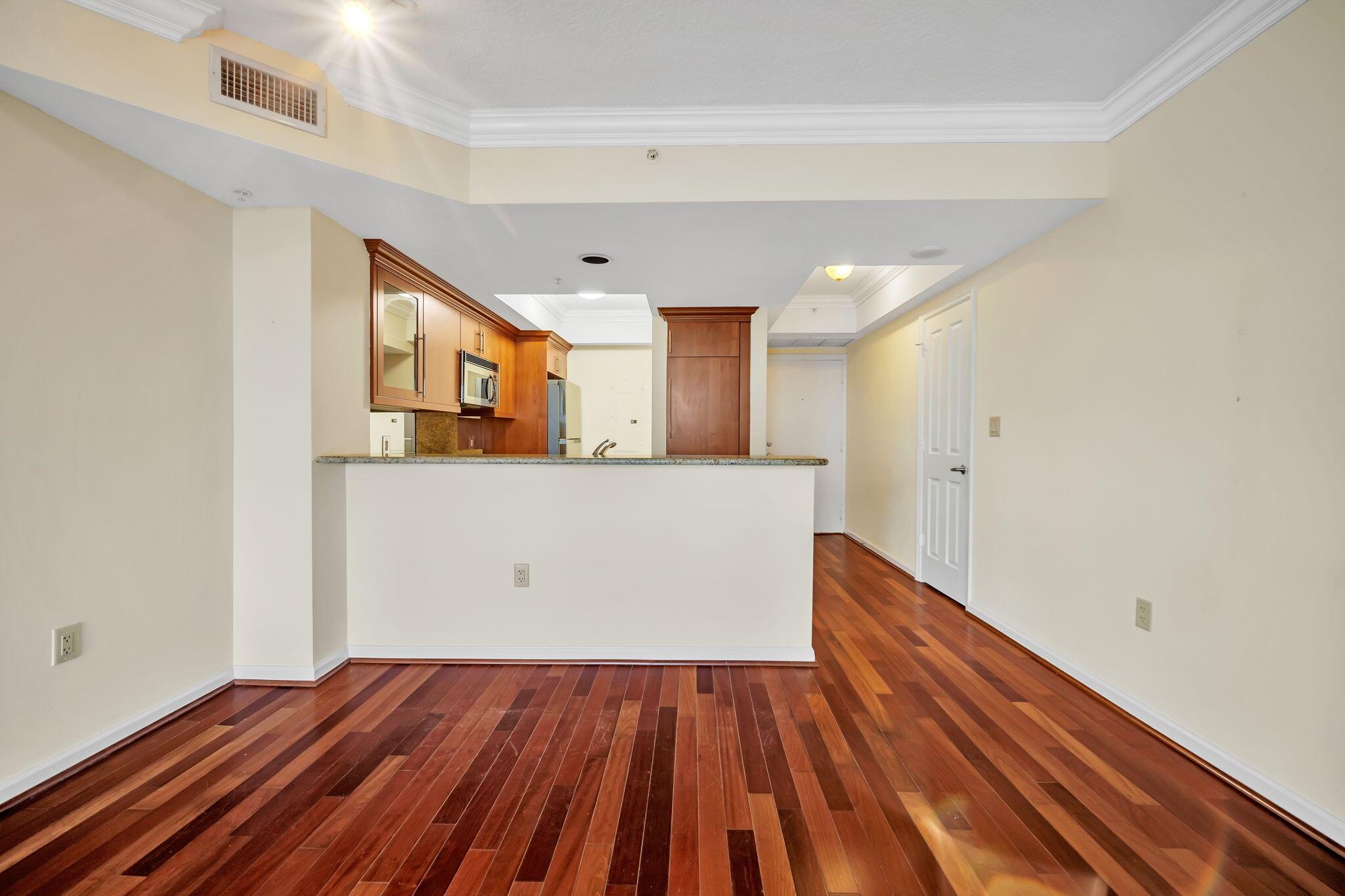 Esplanade On The New Rive - Residential Lease