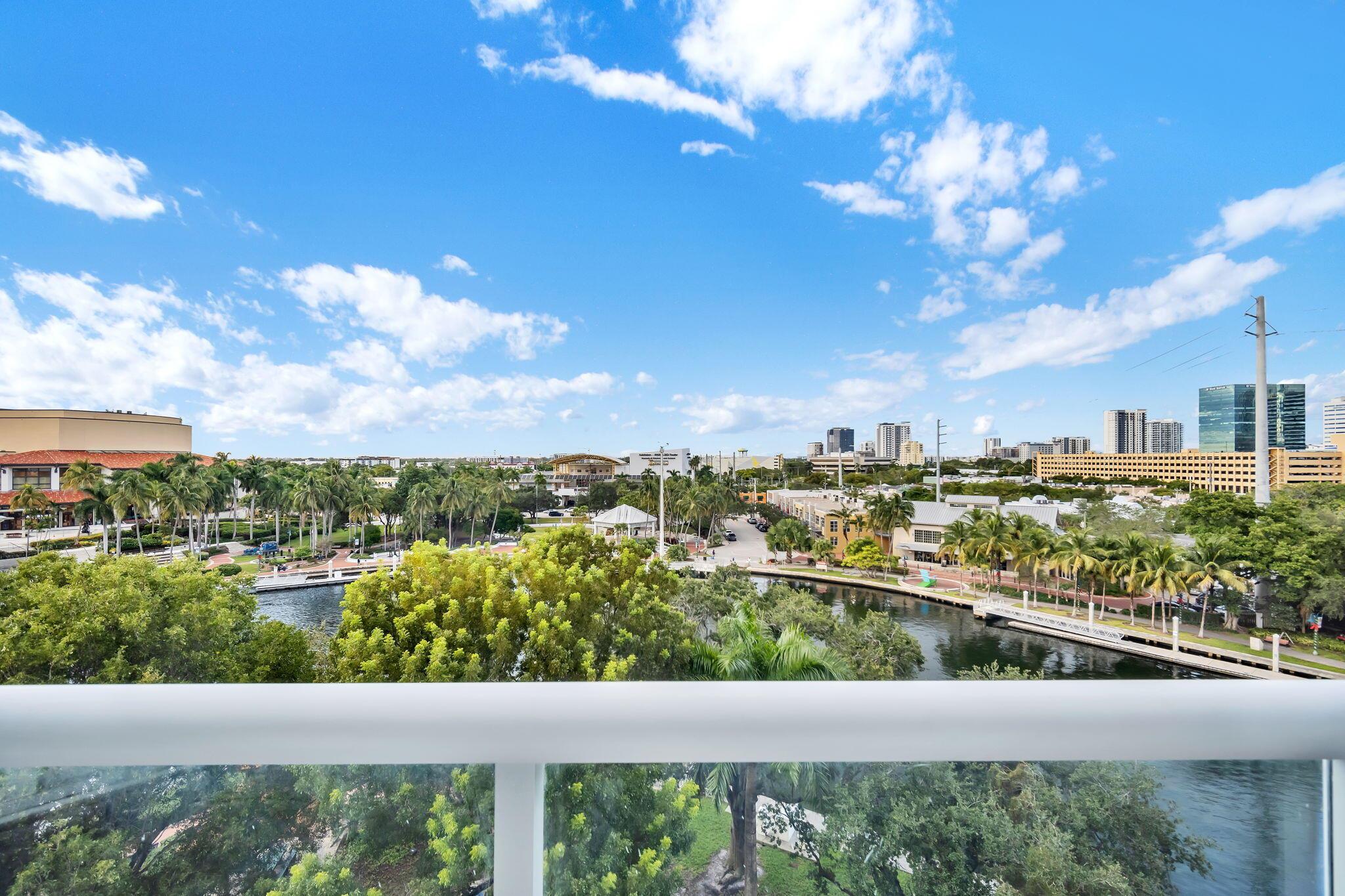 Esplanade On The New Rive - Residential Lease