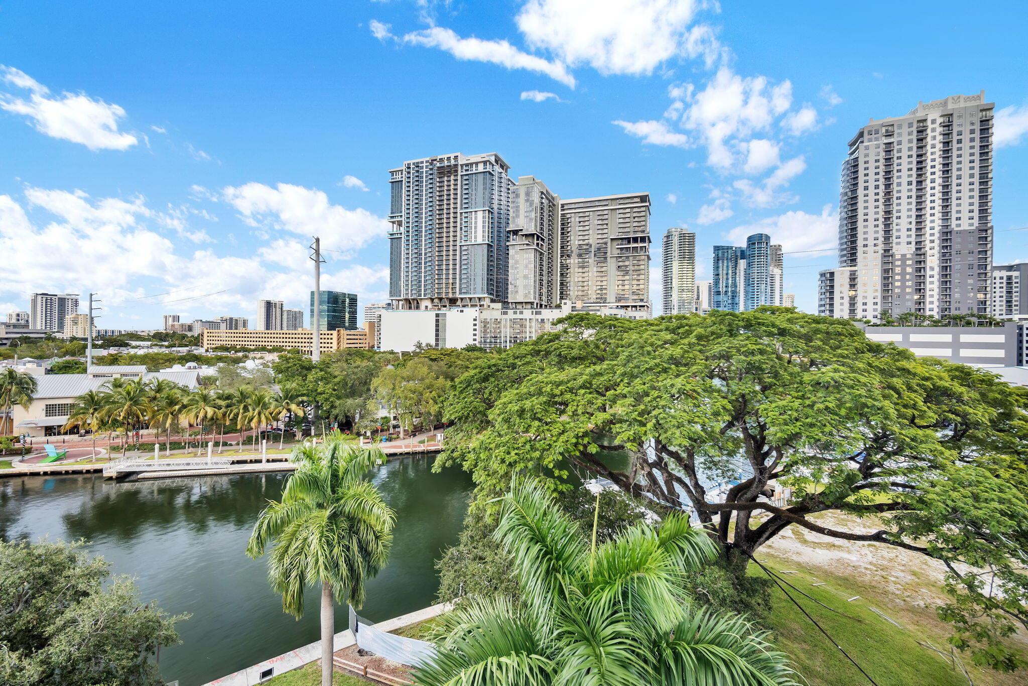 Esplanade On The New Rive - Residential Lease