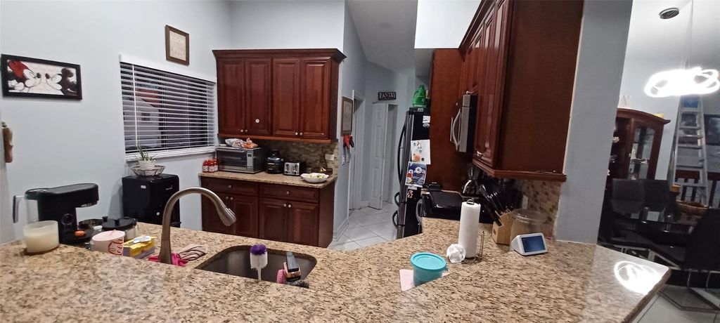 Photo of 20 Via De Casas Sur #204, Boynton Beach, FL 33426 (MLS # F10534785)