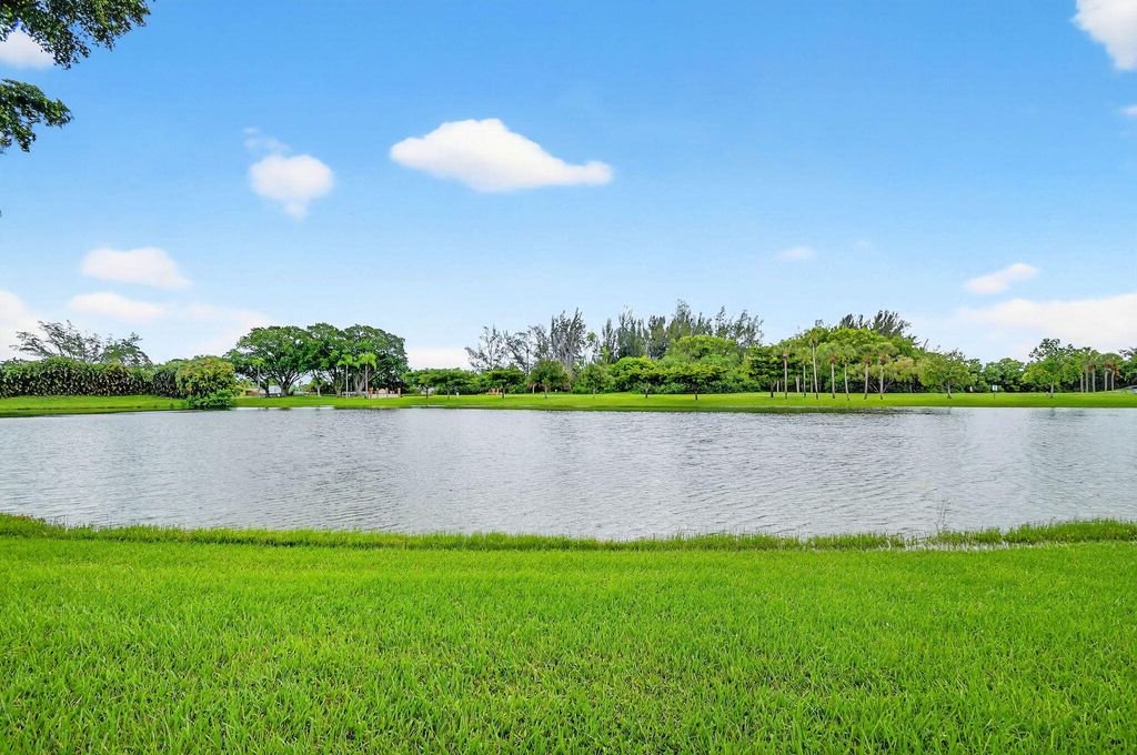 Photo of 5710 Parkwalk Circle E, Boynton Beach, FL 33472 (MLS # R11145197)