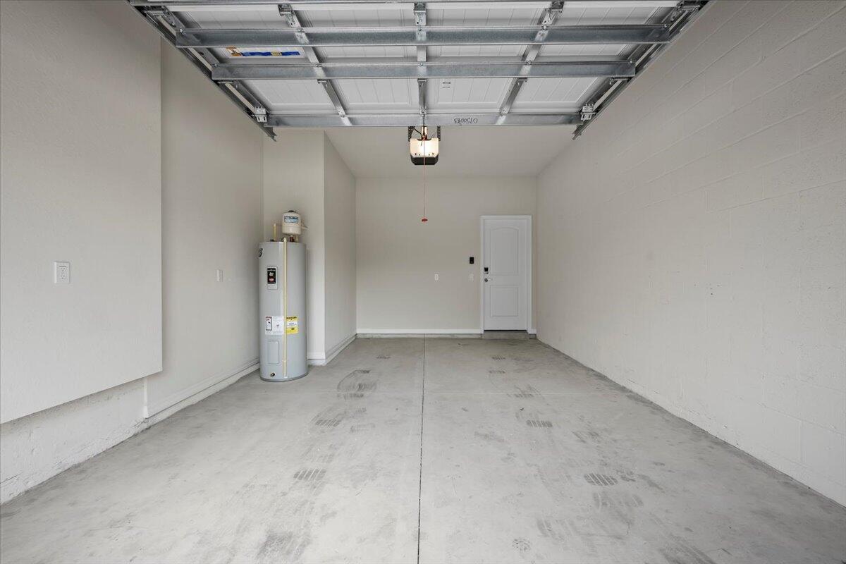 FIELDS AT GULFSTREAM POLO - Residential