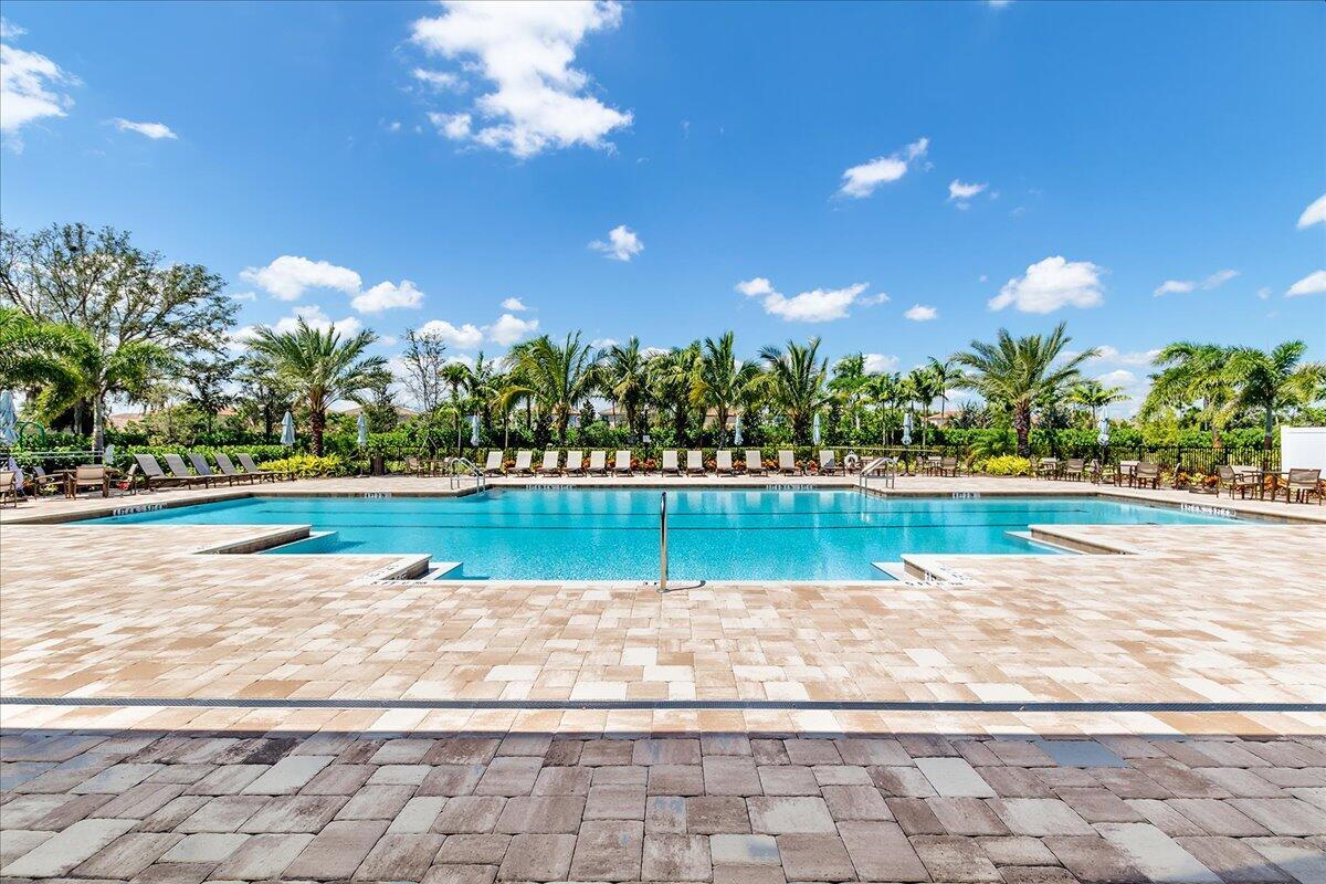 FIELDS AT GULFSTREAM POLO - Residential