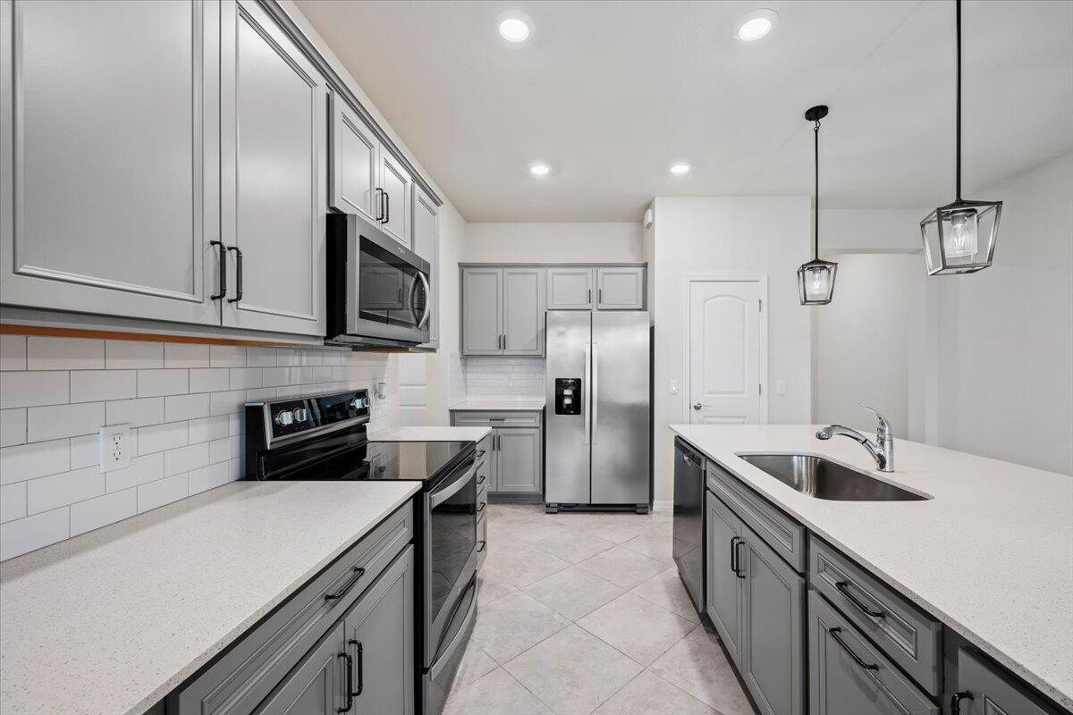 FIELDS AT GULFSTREAM POLO - Residential