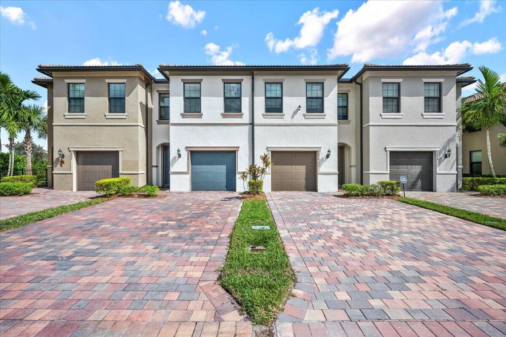 Photo of 4806 Indio Trail, Lake Worth, FL 33467 (MLS # R11132073)