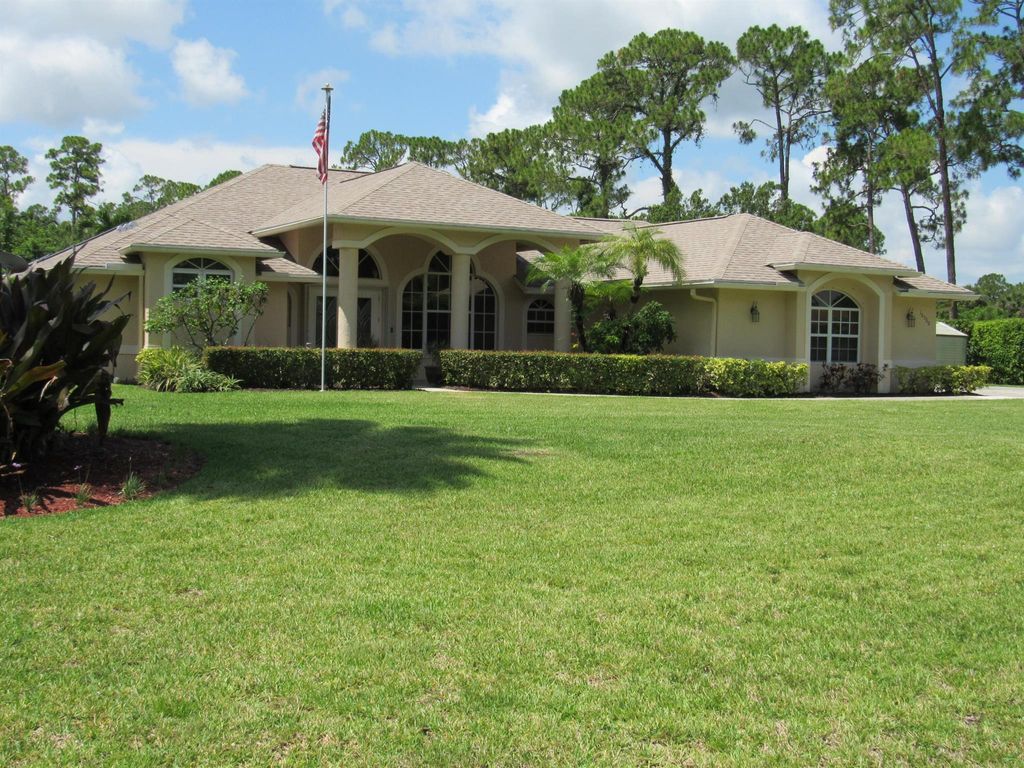 Photo of 16560 82nd Road N, Loxahatchee, FL 33470 (MLS # R10896761)