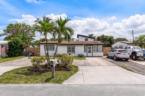 4292 Winchester Ln Lane West Palm Beach FL 33406