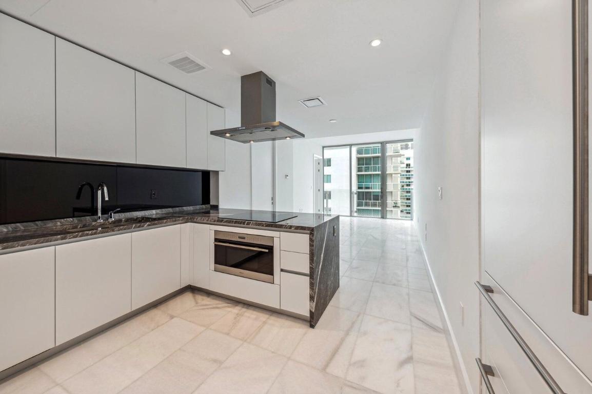 700 NE 26th Terrace 2104