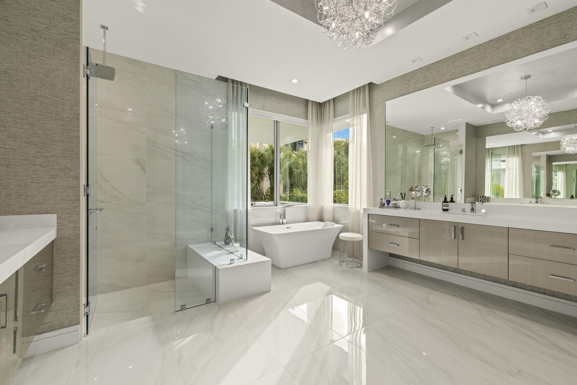 OCEAN ONE - Residential