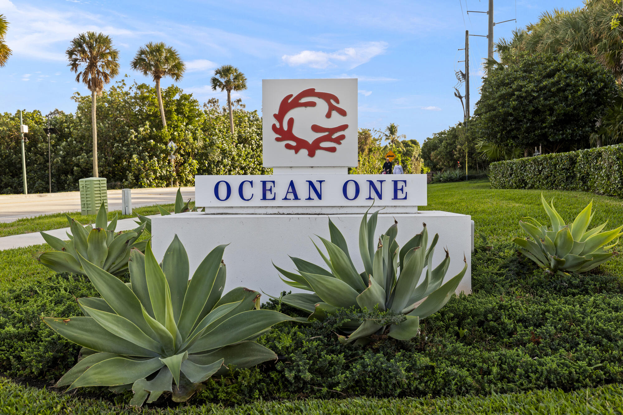 OCEAN ONE - Residential