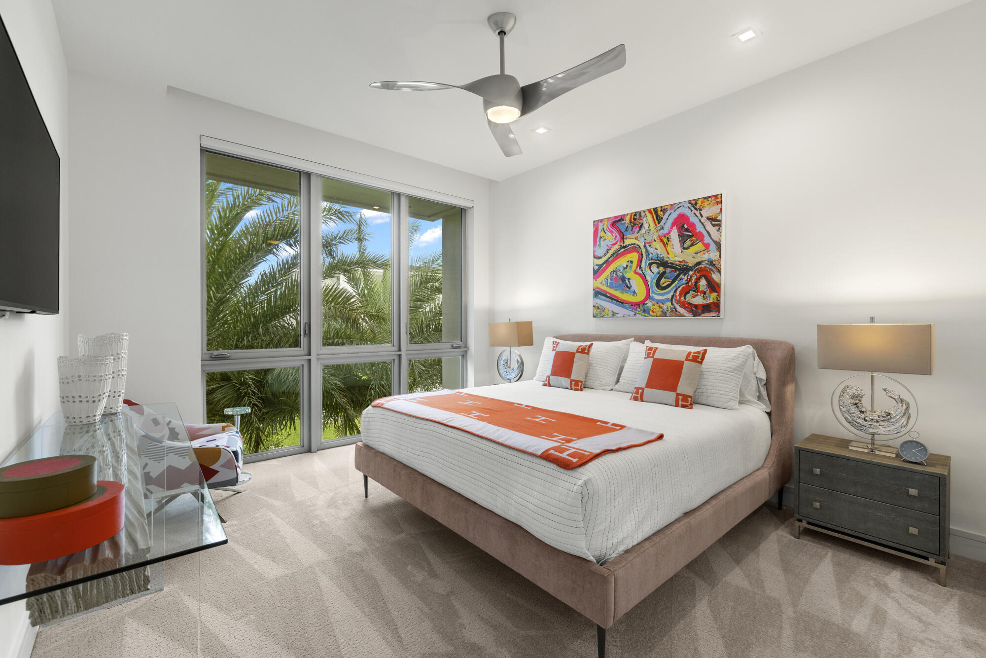 OCEAN ONE - Residential