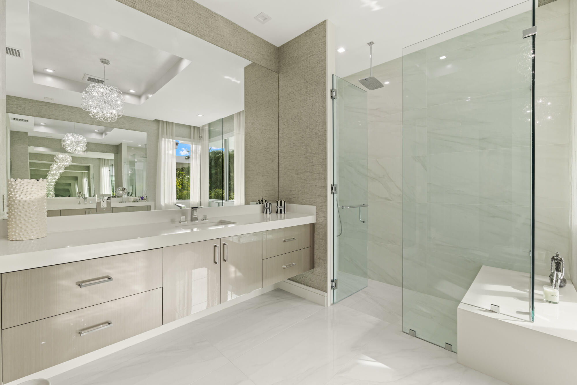 OCEAN ONE - Residential