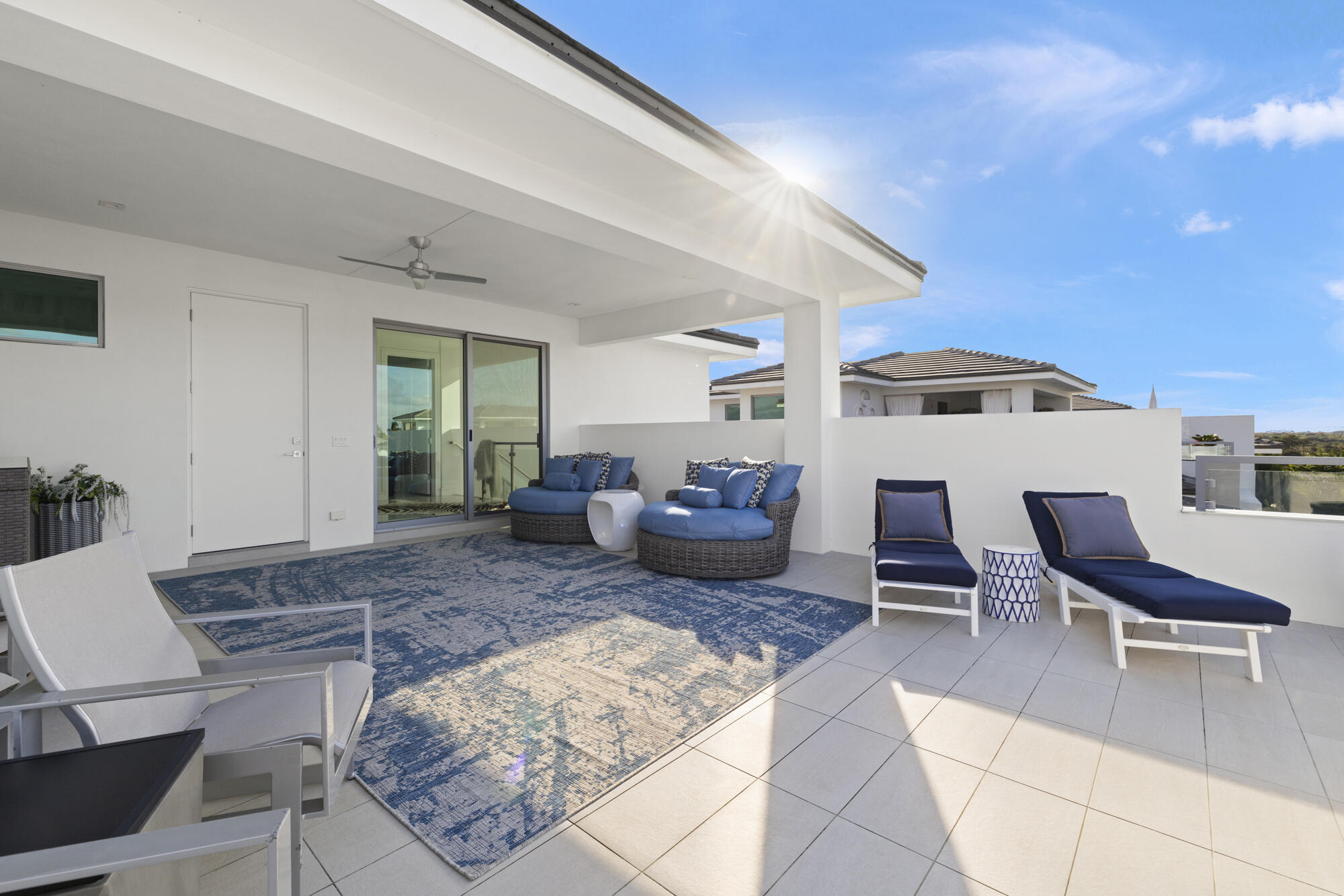 OCEAN ONE - Residential